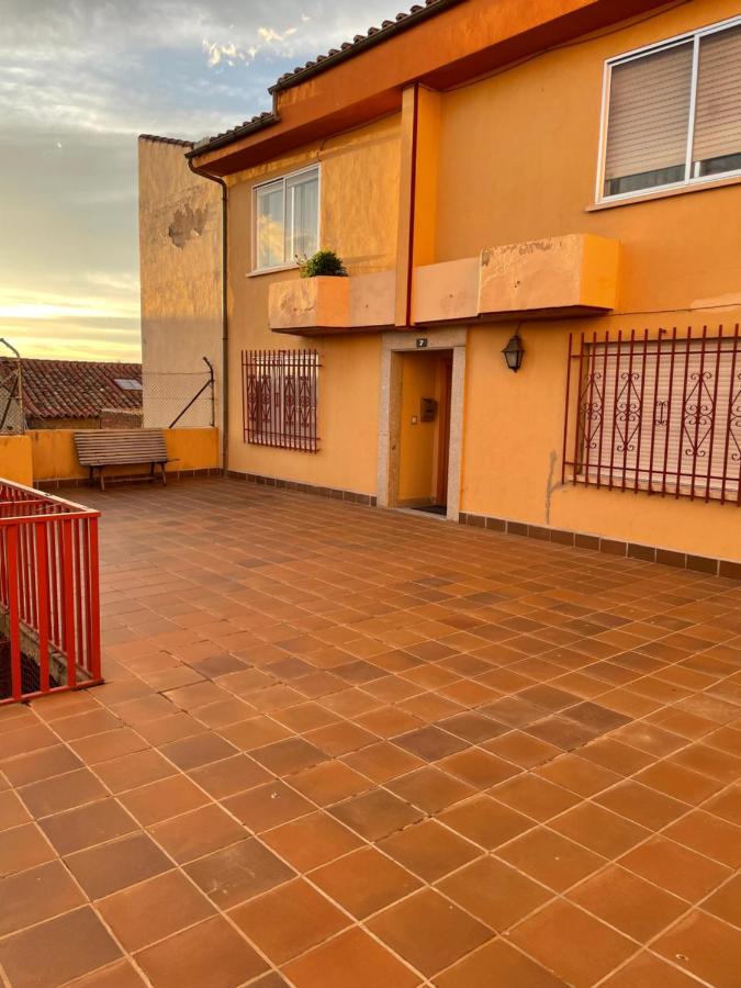 Apartamento Turistico Avila Vut Kültér fotó